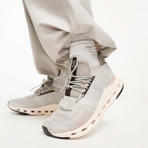 On cloud nova Light Gray Sneakers